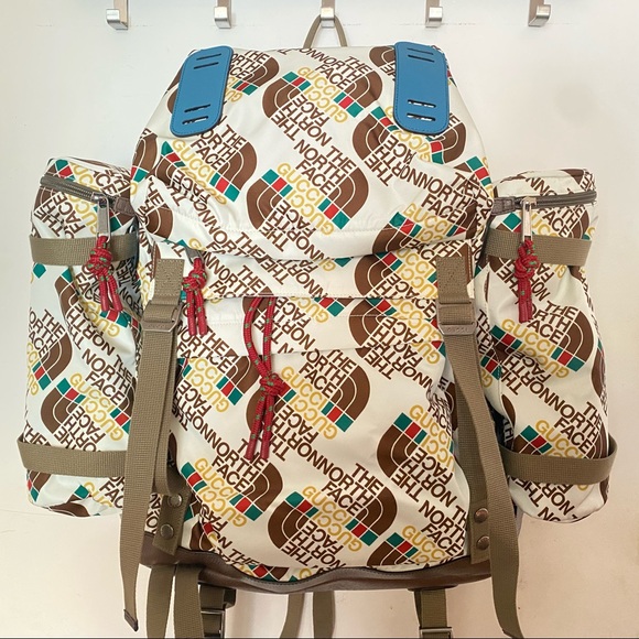The North Face x Gucci Backpack & Sleeping Bag - Picture 3 of 6